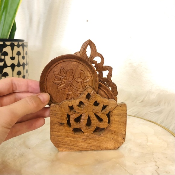 Vintage Coaster Set - Picture 3 of 6